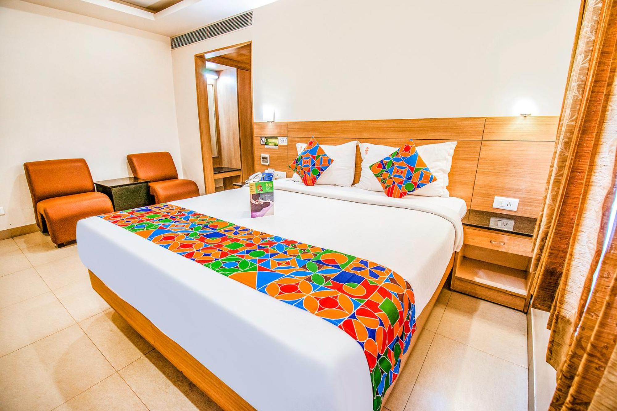 קוימבטור Fabhotel Prime Royal Castle Gandhipuram מראה חיצוני תמונה