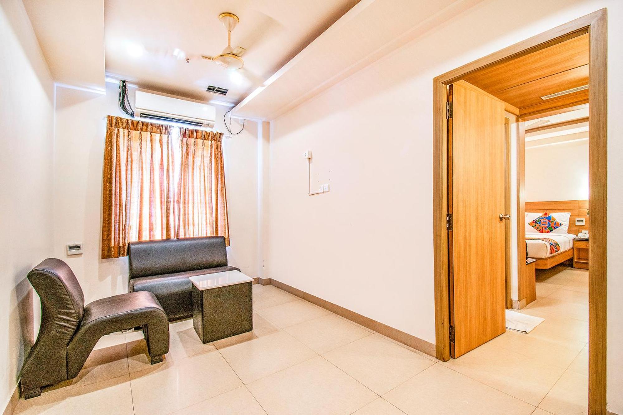 קוימבטור Fabhotel Prime Royal Castle Gandhipuram מראה חיצוני תמונה