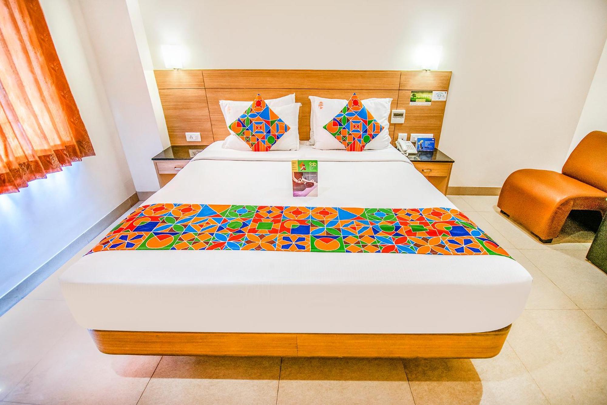 קוימבטור Fabhotel Prime Royal Castle Gandhipuram מראה חיצוני תמונה