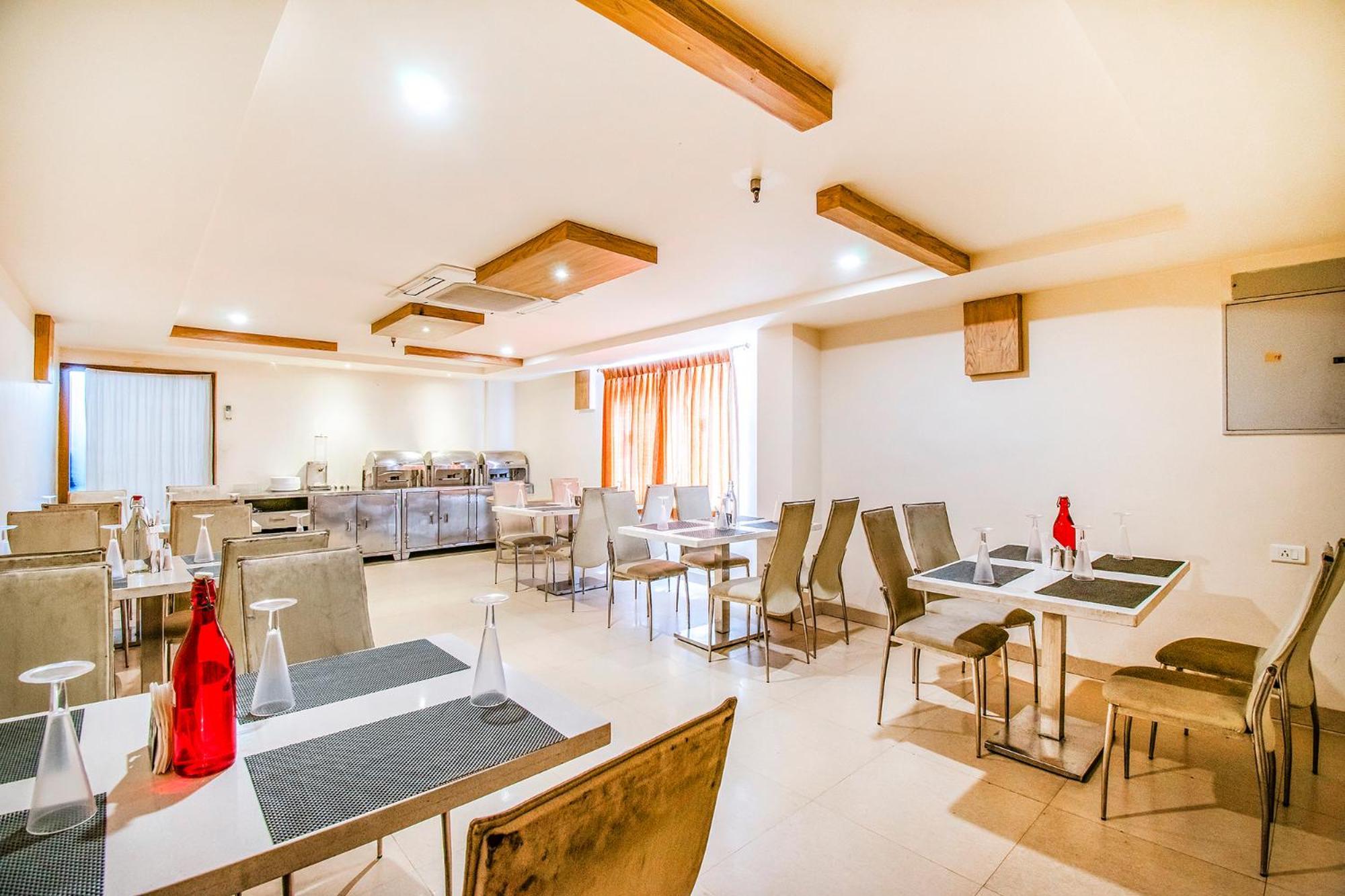 קוימבטור Fabhotel Prime Royal Castle Gandhipuram מראה חיצוני תמונה