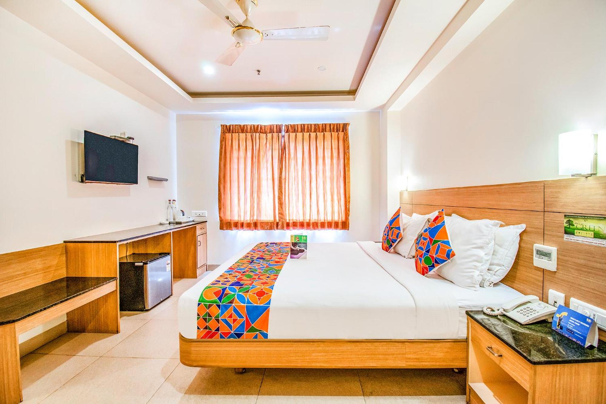 קוימבטור Fabhotel Prime Royal Castle Gandhipuram מראה חיצוני תמונה
