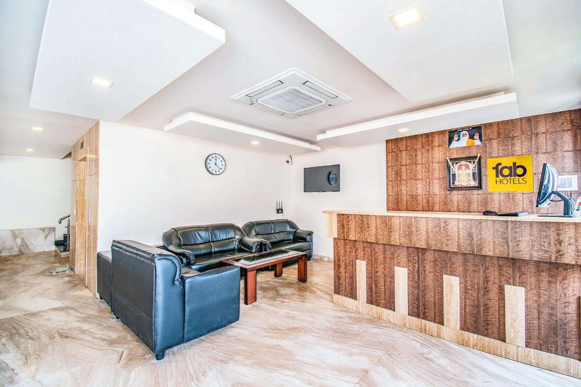 קוימבטור Fabhotel Prime Royal Castle Gandhipuram מראה חיצוני תמונה