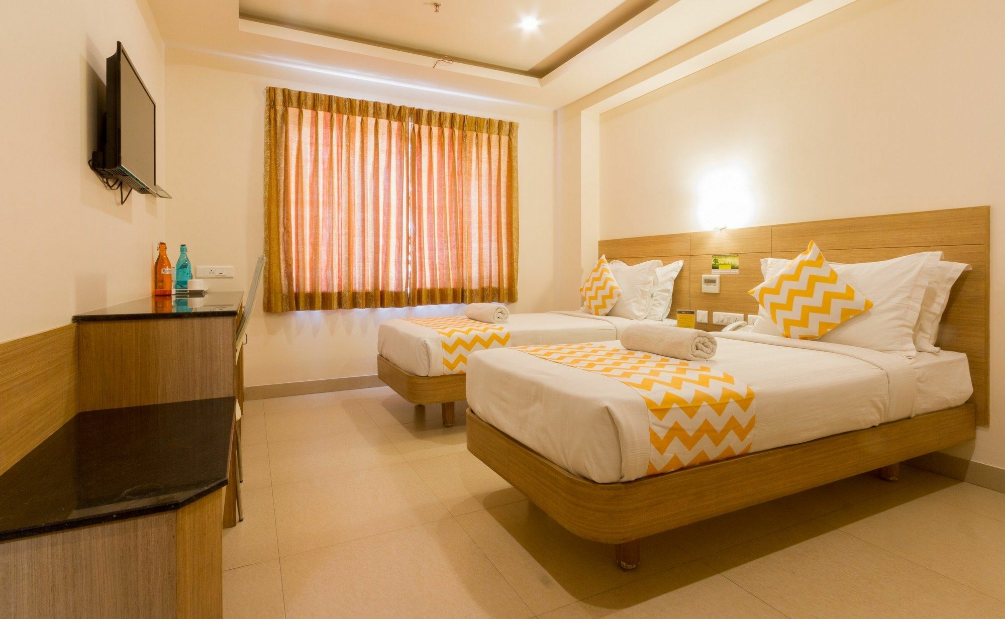 קוימבטור Fabhotel Prime Royal Castle Gandhipuram מראה חיצוני תמונה