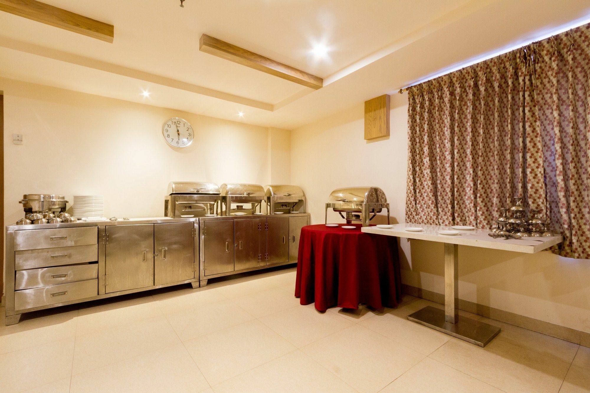 קוימבטור Fabhotel Prime Royal Castle Gandhipuram מראה חיצוני תמונה
